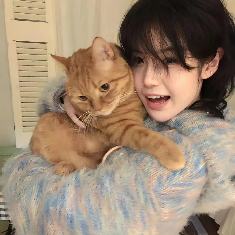 陪她一会儿